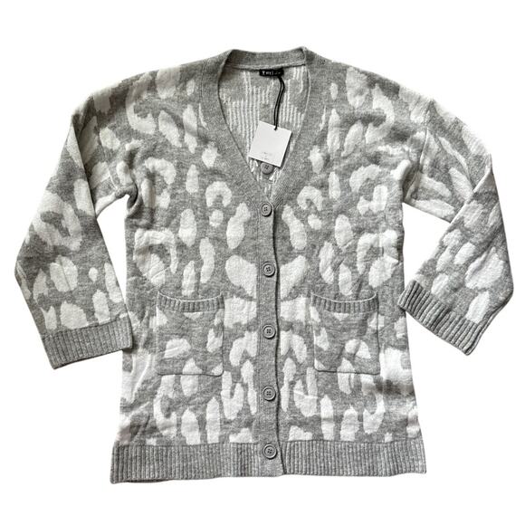 Very J Animal Print Button Down Cardigan Sweater Gray Size Large - Picture 4 of 10